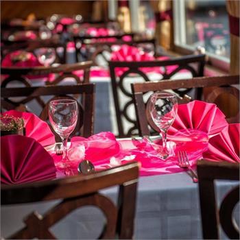 Table Decorations:  Fuchsia Colour Scheme